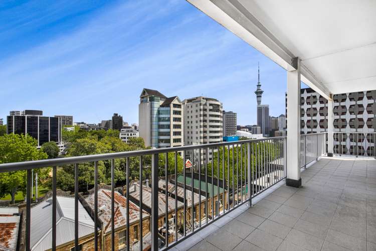 6A/54 Liverpool Street_0