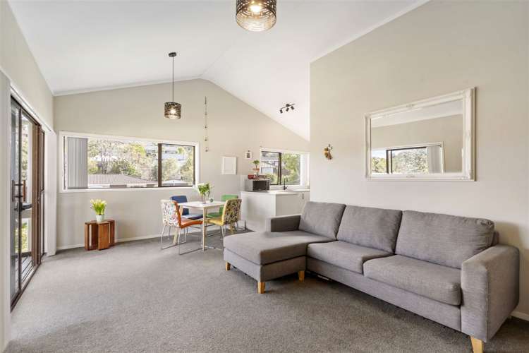 1/7 Newstead Avenue Browns Bay_0