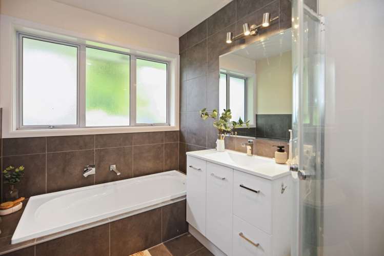 87 Memorial Avenue Ilam_11