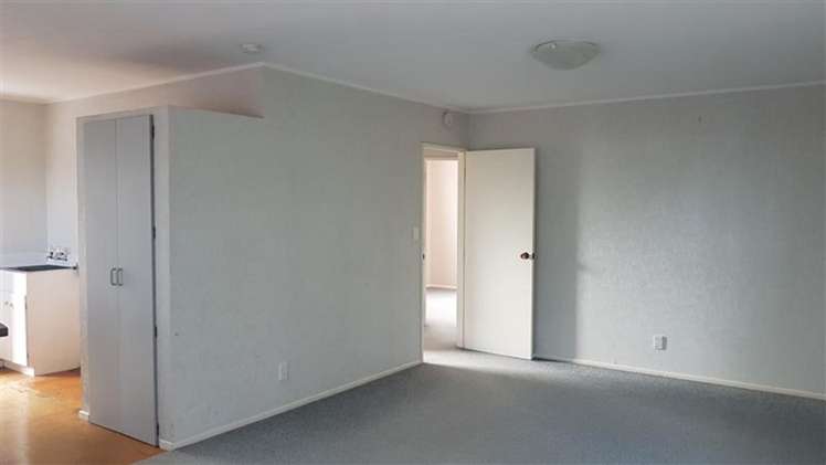 1/6 Holman Road Te Atatu Peninsula_5