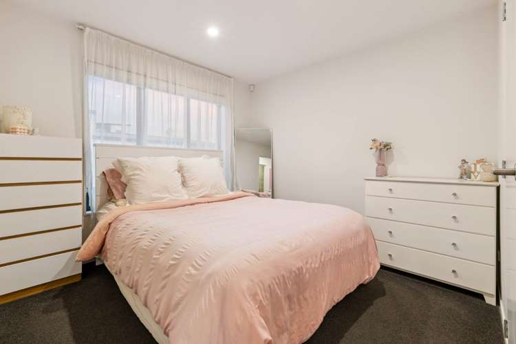4C Whakatupu Road Flat Bush_11