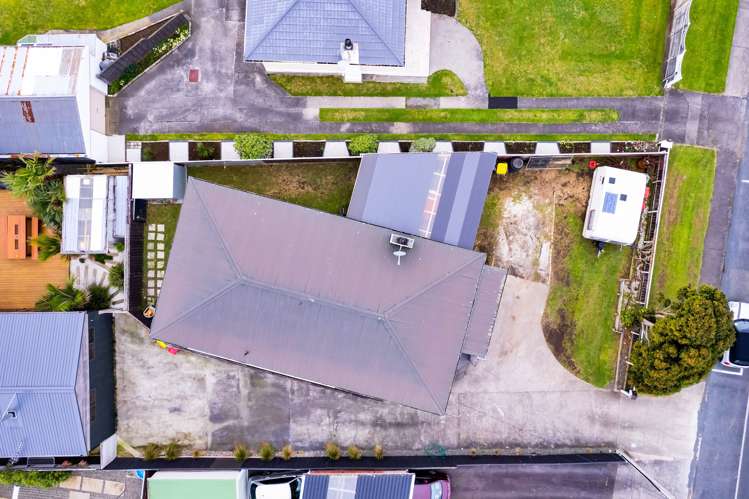 15 Barrett Road Whalers Gate_14