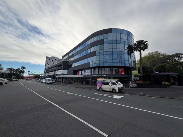 Turnkey Parnell Office