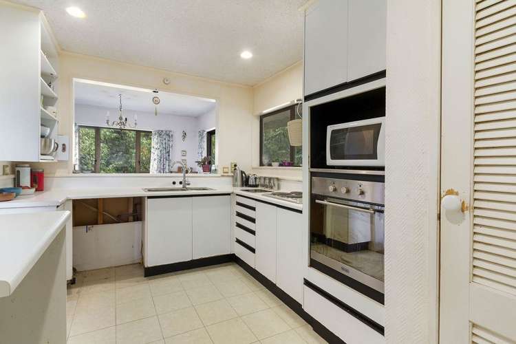 12 Naver Place Papakowhai_2