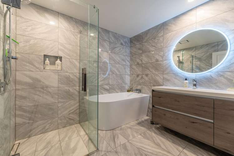 231 Pages Road Gleniti_36