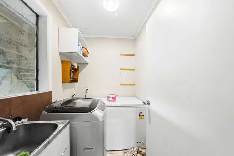 502 Massey Road Mangere_7