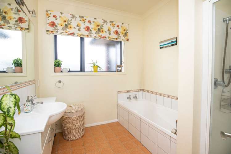 232 Pages Road Gleniti_14