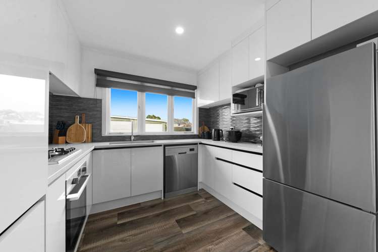 26 Clayton Road_4