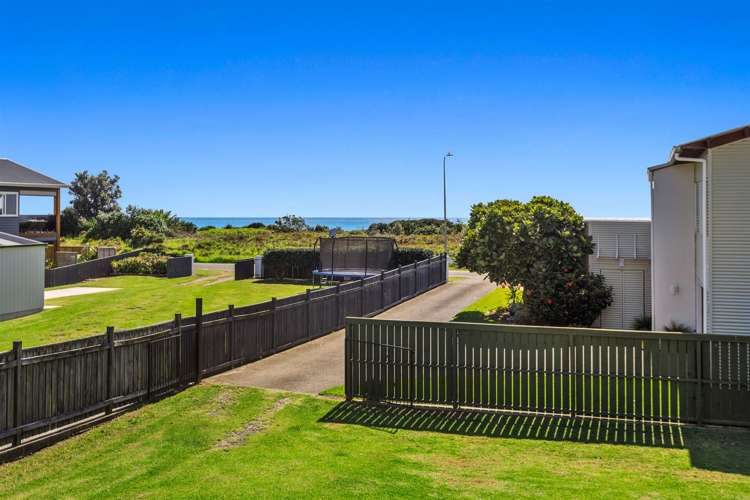 348 Ocean Road Ohope_14