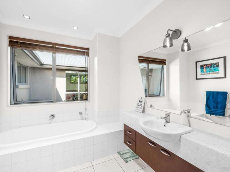 20 Evergreen Place Parklands_9