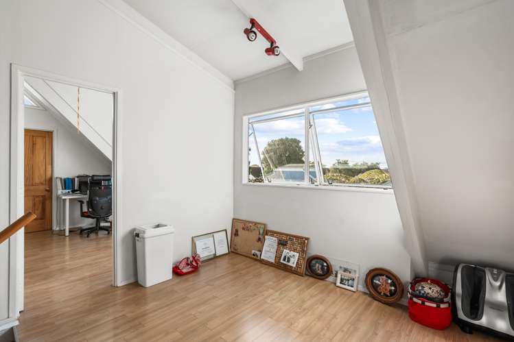 33A Invermay Avenue Three Kings_8