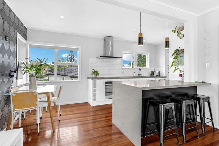 20 Sylvan Crescent Te Atatu South_6