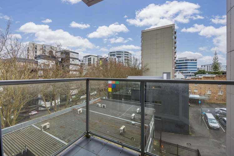 5A/113 Vincent Street_0