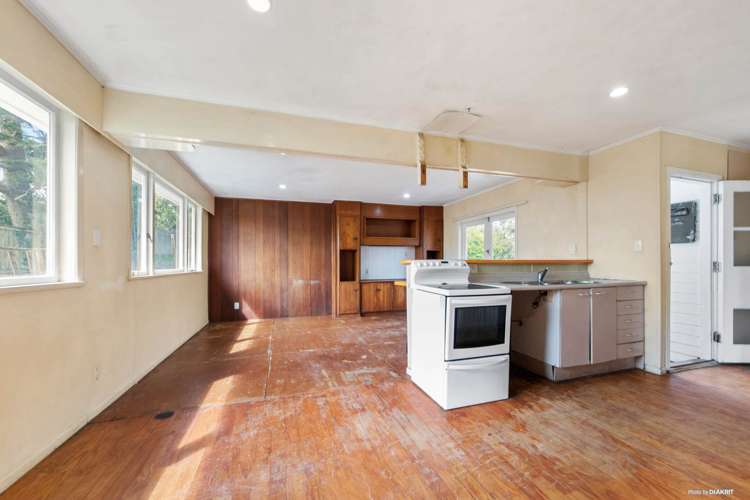 11 Dundale Avenue Blockhouse Bay_6