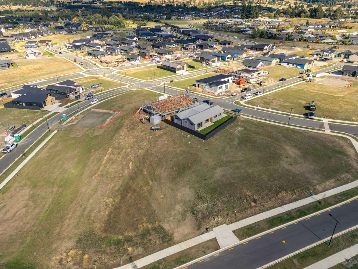 13 Simpson Crescent_2