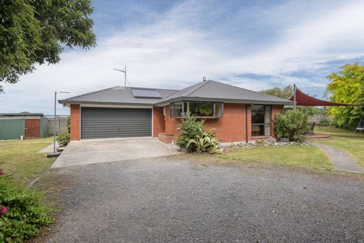 23 Greendale Road Darfield_16