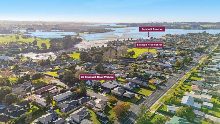 28 Sandspit Road Waiuku_17