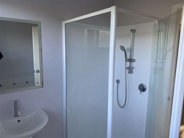 10 Everglade Drive Goodwood Heights_12