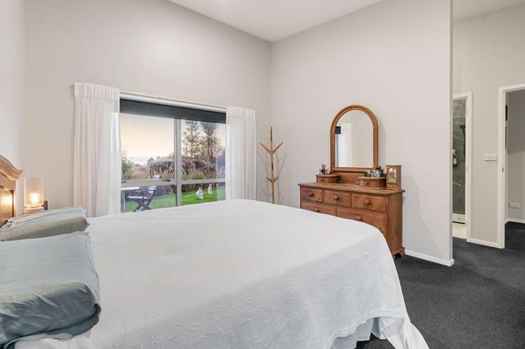 6 Ascot Vale Tikitere_13