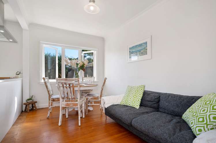 60 Pemberton Crescent Greerton_7