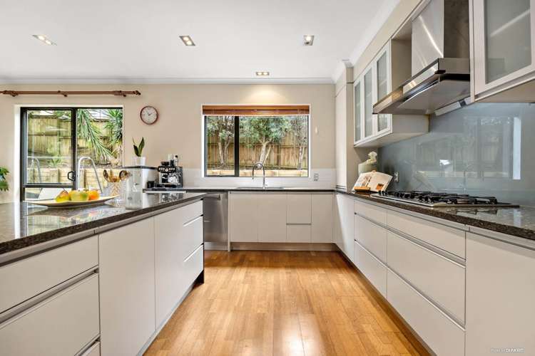 3 Mebis Way Flat Bush_6