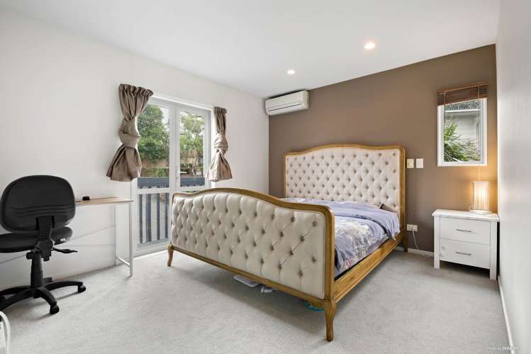 2/18 Orton Street Glenfield_15