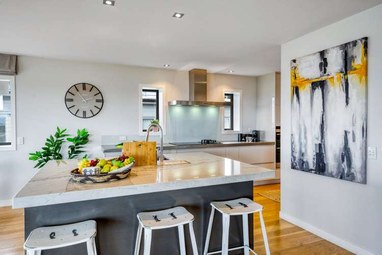 128 Churchill Road Rothesay Bay_13