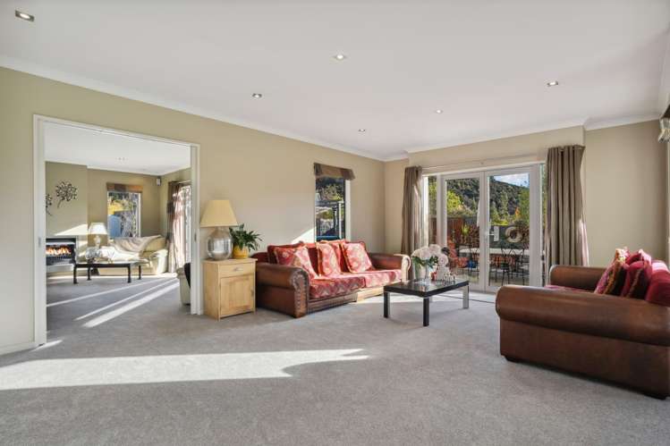 1153 Aubrey Road_3
