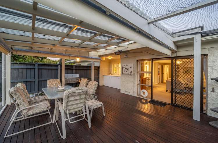 2/13A Wilbur Place Sunnyhills_17