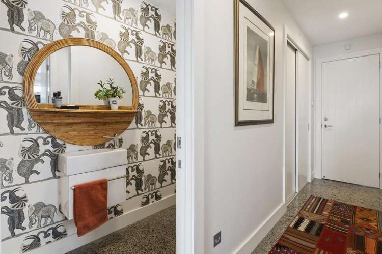 5 Azalea Lane Waipahihi_30