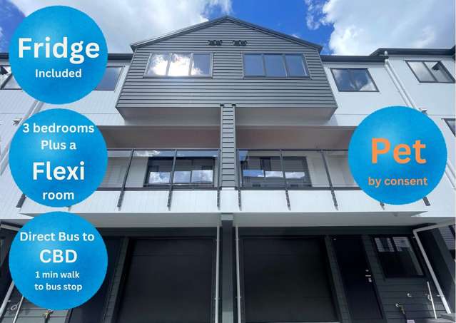Stylish Townhouse in Prime Sandringham Location