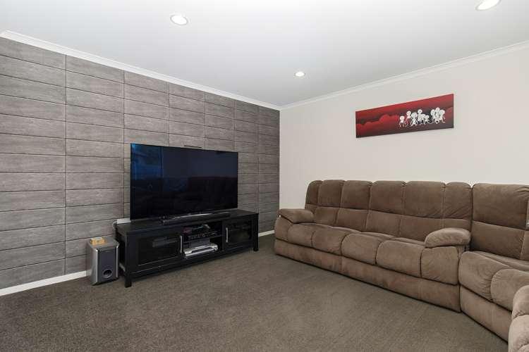 24 Sirius Crescent Rototuna North_9