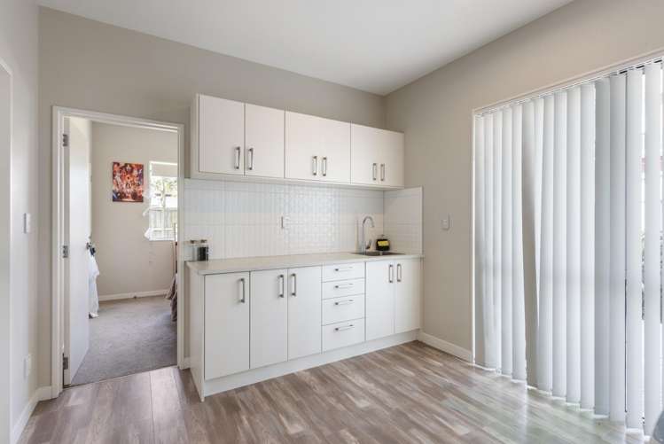 10 Puoro Street Flat Bush_11