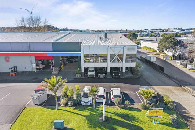 2/43 William Pickering Drive Albany_1