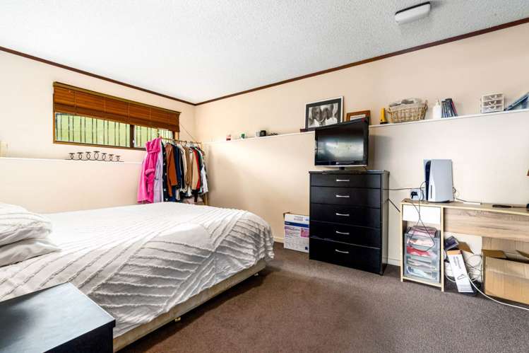 86 Mackesy Road Parahaki_12