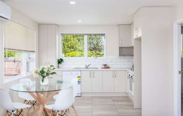 2/7 Farnborough Street Aranui_1