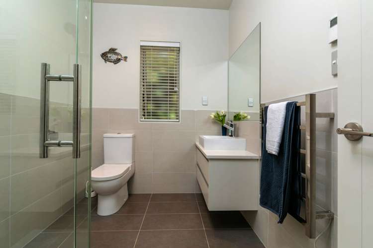 13 Huntington Park Drive Greenhithe_12