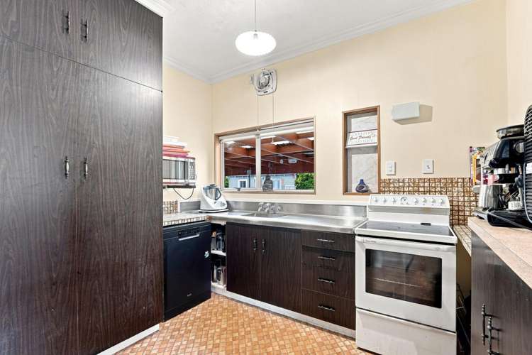 92 Riverbank Road Okoia_11