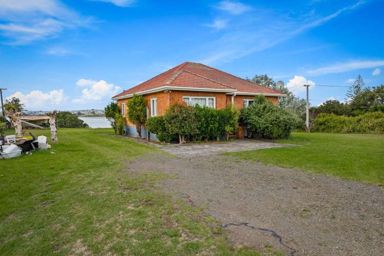 123 Kauri Road_5