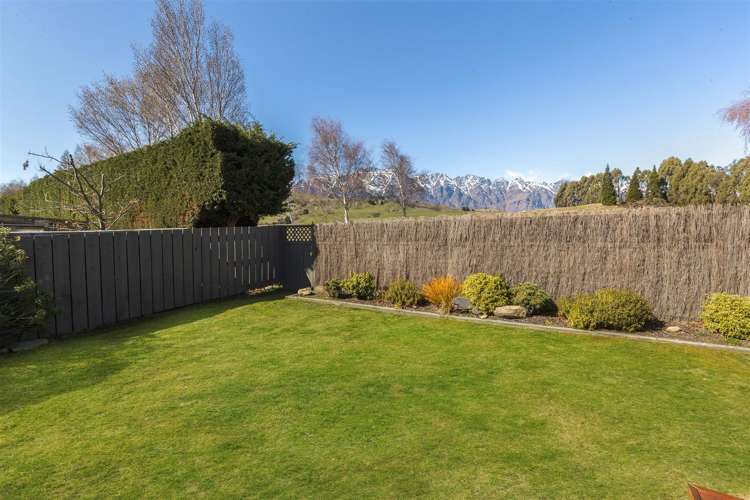 6 Kelvin Place Kelvin Heights_10