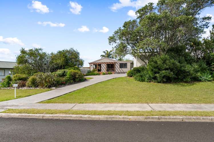 218 The Drive Whangamata_26