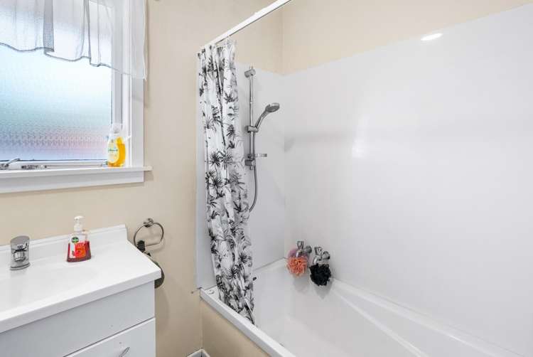 35 Ontario Place Wainoni_10