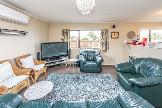 12A Cornwall Road Springvale_2