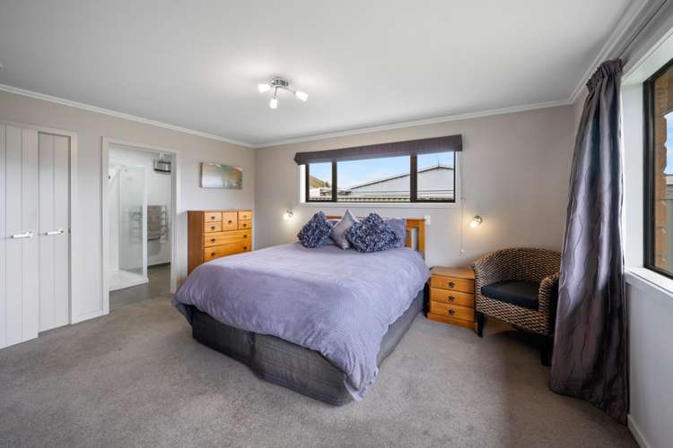 63 Shields Street Clyde_13