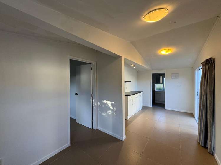 39 Kay Drive Blockhouse Bay_12