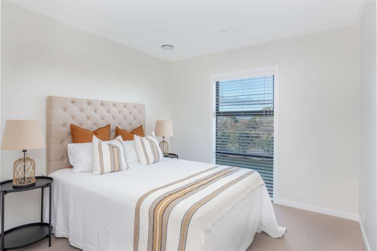 8 Sorrento Drive Rangatira Park_11