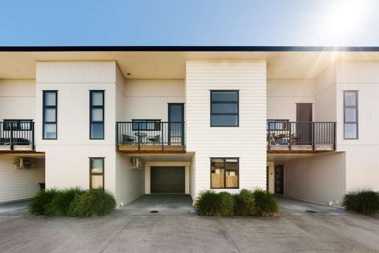 8C Cheese Factory Lane Brookfield_1