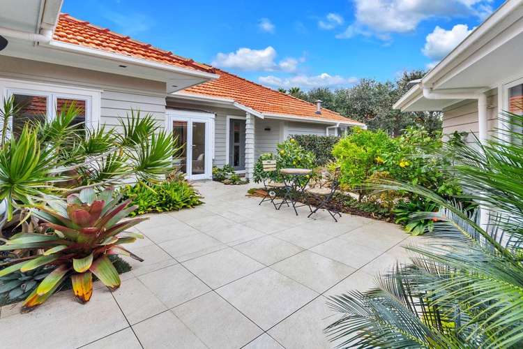 144 Paritai Drive Orakei_2
