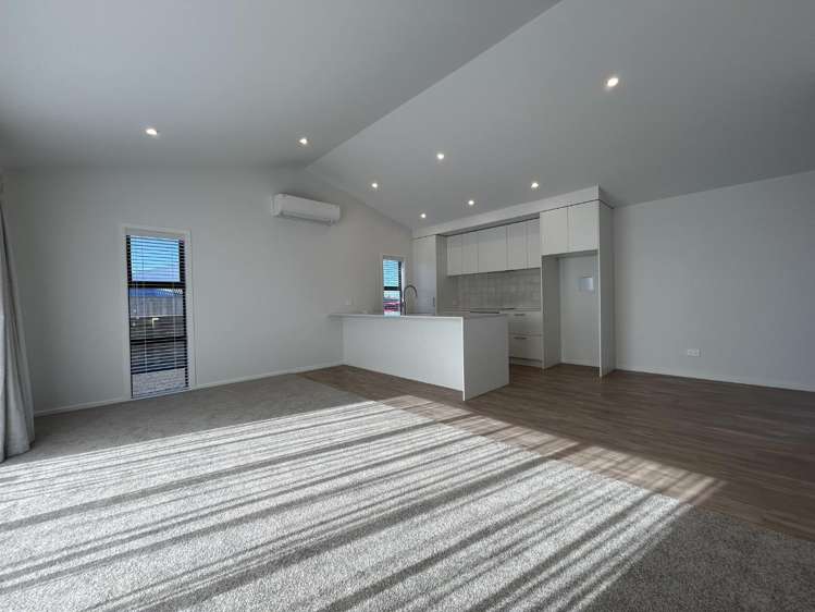 83B South Road 10754_3