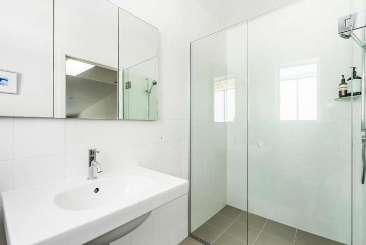 9 Warwick Avenue Westmere_9